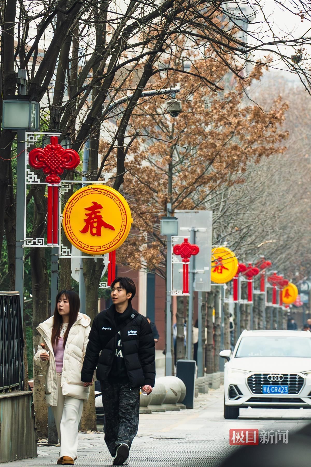 红红火火过新年，武汉2.24万组大红灯笼农历小年一同亮灯